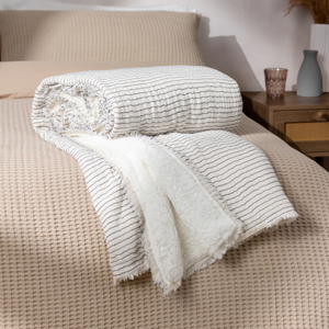 Yard Skye Sherpa Throw